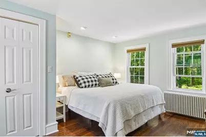 42 Hillside Avenue, Upper Saddle River, NJ 07458 - Photo 19