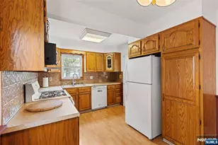 8 Huntting Dr, Dumont, NJ 07628 - Photo 13