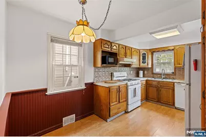 8 Huntting Drive, Dumont, NJ 07628 - Photo 11