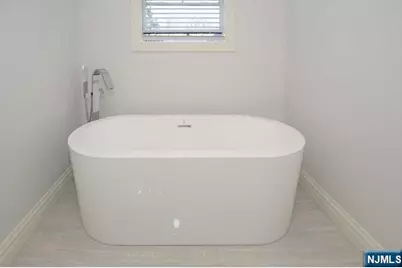11 Madison Heights, Wyckoff Township, NJ 07481 - Photo 21