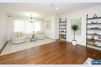 11 Madison Heights, Wyckoff Township, NJ 07481 - Photo 3