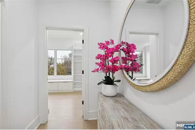 311 Farview Avenue, Paramus, NJ 07652 - Photo 29