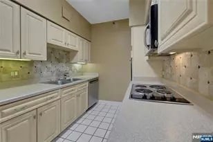 10 Smith Manor Blvd 804, West Orange Township, NJ 07052 - Photo 17