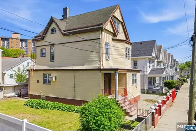 144-146 Pearsall, Jersey City, NJ 07305 - Photo 1