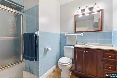 144-146 Pearsall, Jersey City, NJ 07305 - Photo 11