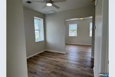 49 Summit Avenue 2 #2, Lyndhurst Township, NJ 07071 - Photo 7