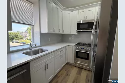 49 Summit Avenue 2 #2, Lyndhurst Township, NJ 07071 - Photo 1