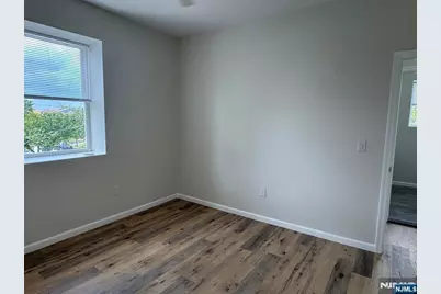 49 Summit Avenue 2 #2, Lyndhurst Township, NJ 07071 - Photo 19