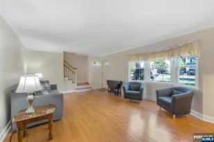 678 Millbrook Rd, River Edge, NJ 07661 - Photo 3