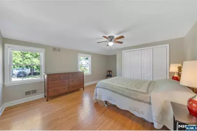 678 Millbrook Road, River Edge, NJ 07661 - Photo 21