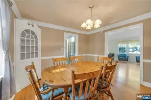 678 Millbrook Rd, River Edge, NJ 07661 - Photo 7