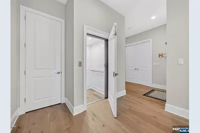 19 Woodmont Circle, River Vale Township, NJ 07675 - Photo 5