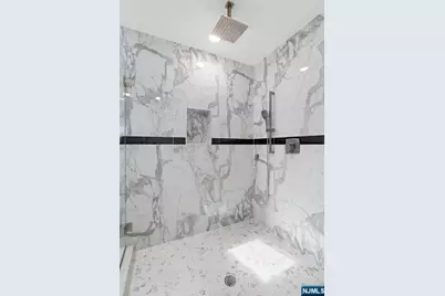 332 12th Street A #A, Palisades Park, NJ 07650 - Photo 19