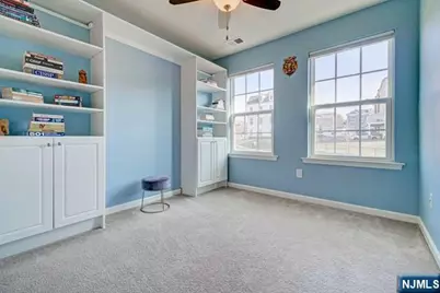 7 Eisenhower Lane, Wood Ridge, NJ 07075 - Photo 23