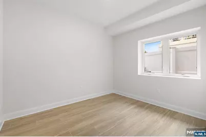 332 12th Street B #B, Palisades Park, NJ 07650 - Photo 25