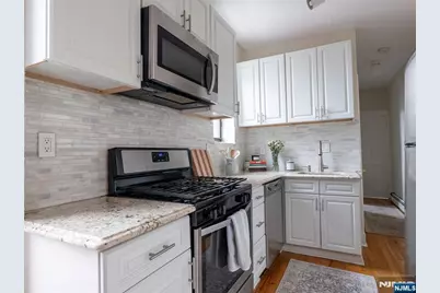 95 Willow Avenue 4B #4B, Hoboken, NJ 07030 - Photo 9