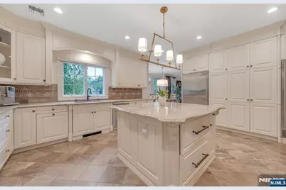 303 Rockland Avenue, River Vale Township, NJ 07675 - Photo 21