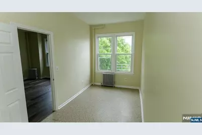 428 Avon Avenue, Newark, NJ 07108 - Photo 9