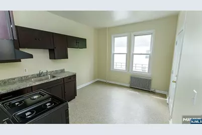 428 Avon Avenue, Newark, NJ 07108 - Photo 13