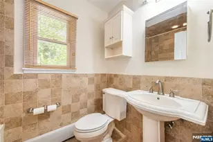 8 Pershing St, Emerson, NJ 07630 - Photo 15