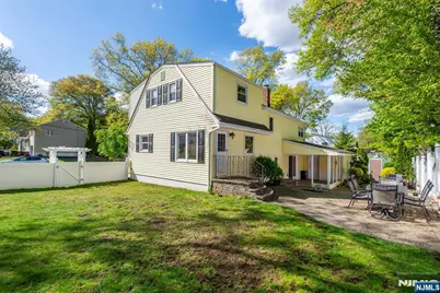 8 Pershing Street, Emerson, NJ 07630 - Photo 23