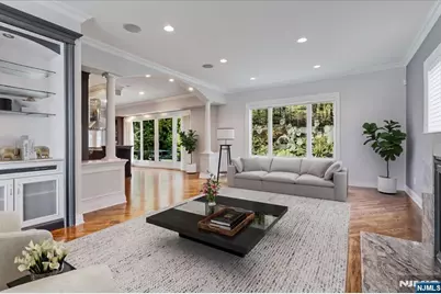 47 Mountainwood Court, Totowa, NJ 07512 - Photo 9