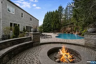 47 Mountainwood Ct, Totowa, NJ 07512 - Photo 27