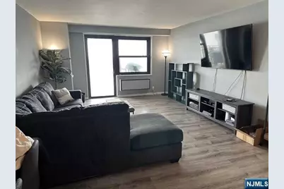 7855 Boulevard East 10E #10E, North Bergen, NJ 07047 - Photo 3