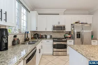 3 Hemlock Lane, Tenafly, NJ 07670 - Photo 11