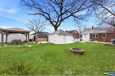 142 Liberty Street, Woodbridge Township, NJ 08863 - Photo 39