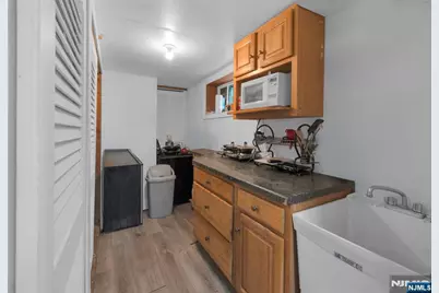 179 Dewey Avenue, Totowa, NJ 07512 - Photo 5