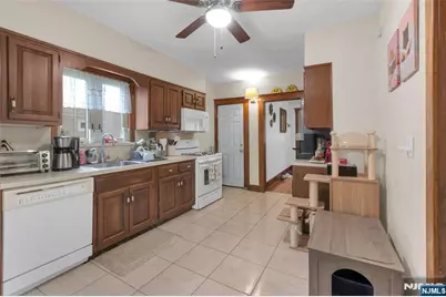 179 Dewey Avenue, Totowa, NJ 07512 - Photo 13
