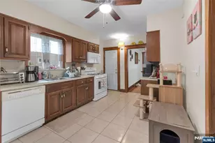 179 Dewey Ave, Totowa, NJ 07512 - Photo 13