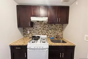 3021 Edwin 2H, Fort Lee, NJ 07024 - Photo 5