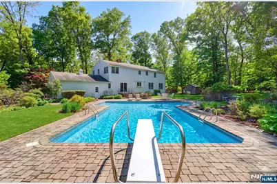 17 Appert Terrace, Mahwah, NJ 07430 - Photo 5