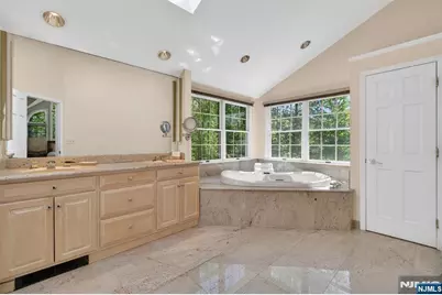 17 Appert Terrace, Mahwah, NJ 07430 - Photo 33