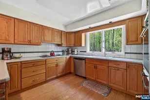 17 Appert Terrace, Mahwah, NJ 07430 - Photo 19