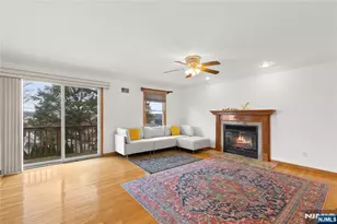19 Pleasant Pl, Kearny, NJ 07032 - Photo 11