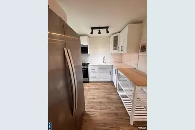 1255 Anderson 23 #23, Fort Lee, NJ 07024 - Photo 5