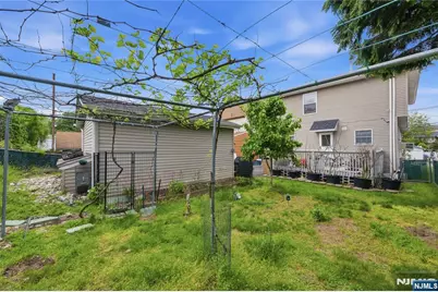 161 South Parkway, Clifton, NJ 07014 - Photo 21