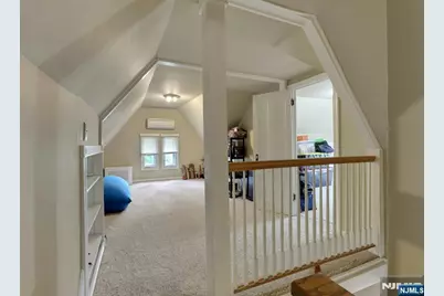 160 Clinton Avenue, Hillsdale, NJ 07642 - Photo 35