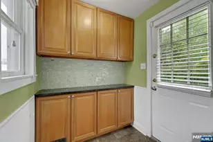 160 Clinton Ave, Hillsdale, NJ 07642 - Photo 21