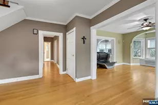 160 Clinton Ave, Hillsdale, NJ 07642 - Photo 9