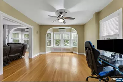160 Clinton Avenue, Hillsdale, NJ 07642 - Photo 9