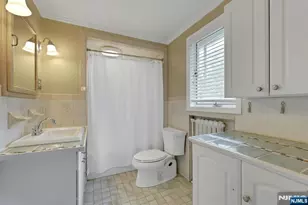 160 Clinton Ave, Hillsdale, NJ 07642 - Photo 33