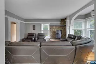 160 Clinton Ave, Hillsdale, NJ 07642 - Photo 11