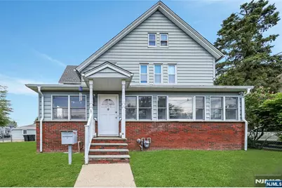 160 Clinton Avenue, Hillsdale, NJ 07642 - Photo 3