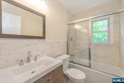 99 Morningside Road, Paramus, NJ 07652 - Photo 15