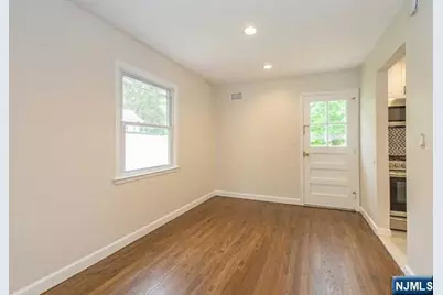 99 Morningside Road, Paramus, NJ 07652 - Photo 9