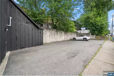 40 Broad Avenue 2 Fl #2 FL, Palisades Park, NJ 07650 - Photo 21